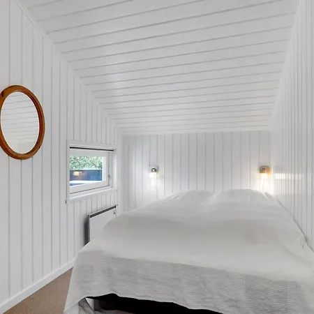 Thera - 2-8km From The Sea By Interhome