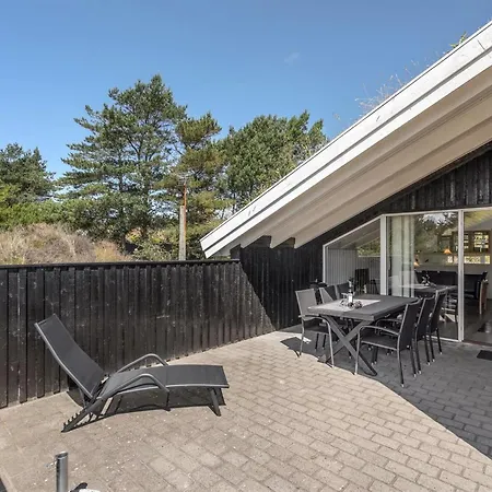Сasa de vacaciones Thera - 2-8km From The Sea By Interhome *
