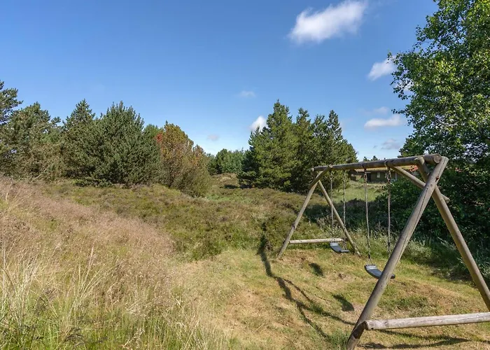 Hébergement de vacances Thera - 2-8km From The Sea By Interhome